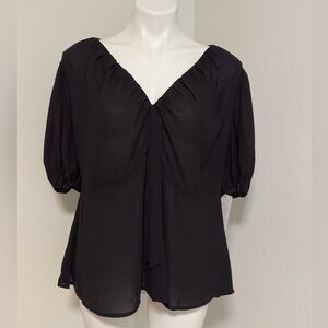 Eloquii Black Tunnel V-neck Blouse With Puff Sleeve